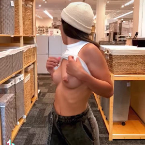 Video by camilavonlyfans published on March 5,2023 11:19:00 - BestThots