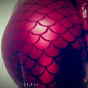 Video by mistresslaura11 published on August 26,2023 23:32:00 - BestThots