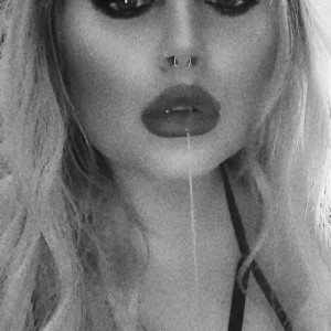 Video by mistresslaura11 published on August 16,2023 18:32:00 - BestThots