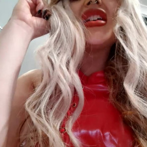 Video by mistresslaura11 published on August 2,2023 02:03:00 - BestThots