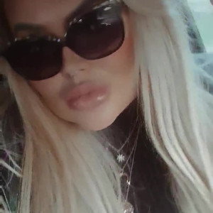 Video by mistresslaura11 published on August 1,2023 04:19:00 - BestThots