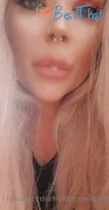 Video by mistresslaura11 published on January 19,2025 05:00:56 - BestThots