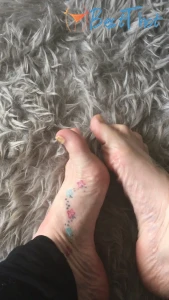Video by mistresslaura11 published on January 19,2025 05:01:01 - BestThots