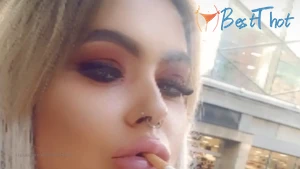 Video by mistresslaura11 published on January 19,2025 05:01:19 - BestThots