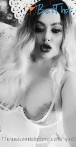mistresslaura11 #9726428