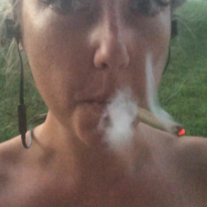 Video by sarah_peachez published on April 5,2023 16:42:00 - BestThots