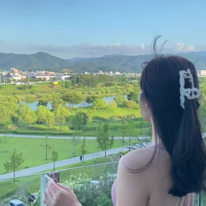 Video by jenasis published on April 7,2023 21:33:00 - BestThots