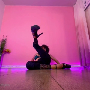 Video by mamafiona1 published on April 15,2023 22:11:00 - BestThots