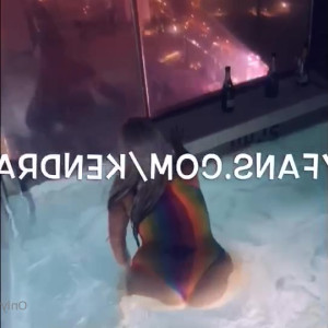 daniibanks #3741237