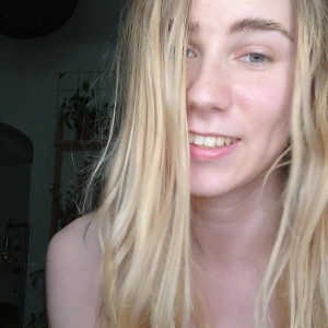 Video by qtee_foxx published on March 27,2023 10:59:00 - BestThots