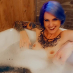 Video by ellabarnett published on June 19,2023 23:16:00 - BestThots