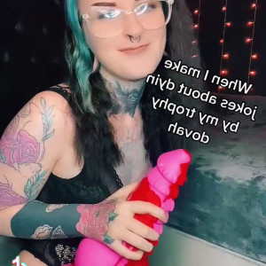Video by em0ti0naljpg published on April 17,2023 19:38:00 - BestThots