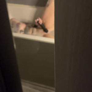 Video by em0ti0naljpg published on April 13,2023 03:38:00 - BestThots