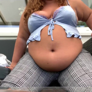 Video by adorethebelly1 published on May 20,2023 23:08:00 - BestThots