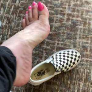 Video by beneathmytoes published on April 18,2023 03:27:00 - BestThots