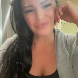 Video by peachyqueenamelia published on April 4,2023 07:51:00 - BestThots