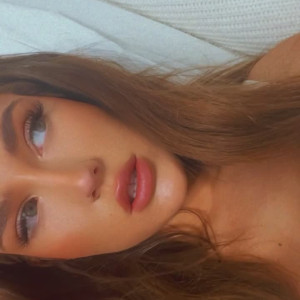 Video by xalexraex published on April 6,2023 09:27:00 - BestThots
