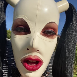 Video by jadeoflondon.uk published on April 18,2023 18:29:00 - BestThots