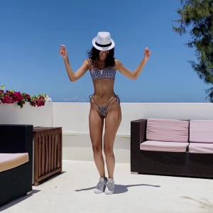 Video by yael1c published on June 16,2023 22:08:00 - BestThots