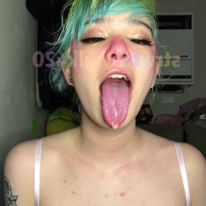 Video by strwbrrymlk420 published on May 8,2023 14:17:00 - BestThots