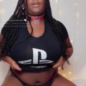 Video by therealzoey published on July 31,2023 22:34:00 - BestThots