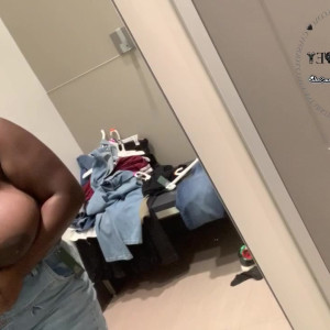 Video by therealzoey published on May 2,2023 09:46:00 - BestThots