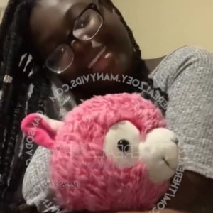 Video by therealzoey published on March 10,2023 00:02:00 - BestThots