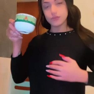 Video by brunasantos published on March 8,2023 23:01:00 - BestThots