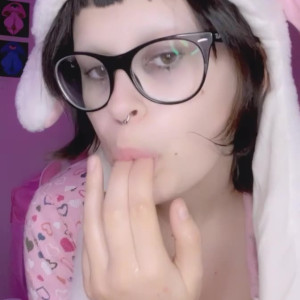 Video by cl0wnpwuppy published on March 27,2023 10:31:00 - BestThots