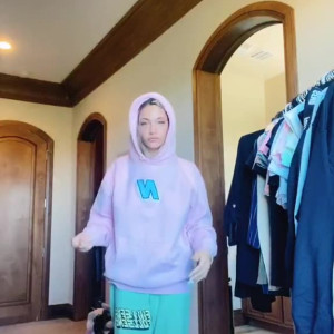 Video by itscelinasmith published on August 26,2023 09:36:56 - BestThots
