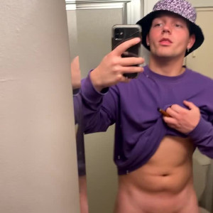 Video by joshualewisxxx published on April 22,2023 03:48:00 - BestThots