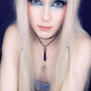Video by dlpafterdark published on April 9,2023 22:47:00 - BestThots