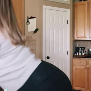 Video by doubledboatgirl published on April 30,2023 02:14:00 - BestThots