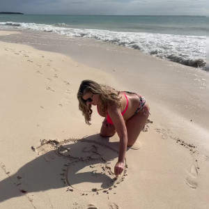 Video by doubledboatgirl published on June 7,2023 06:05:00 - BestThots