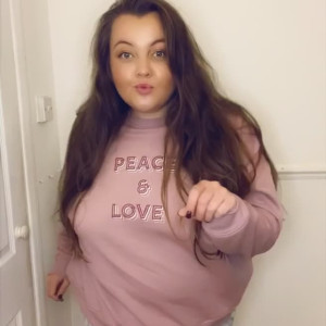 Video by lucylucyxxx published on May 5,2023 17:19:00 - BestThots