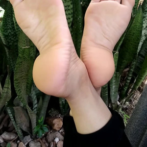 Video by cinnamonfeet2 published on March 9,2023 01:19:00 - BestThots