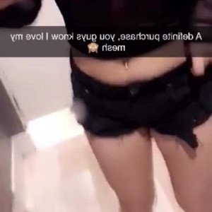 Video by undersiegexo published on March 22,2023 02:19:00 - BestThots