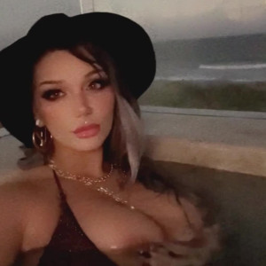 Video by undersiegexo published on April 19,2023 06:16:00 - BestThots