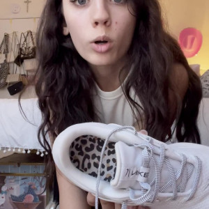 Video by daddysdestinyxo published on April 3,2023 11:25:00 - BestThots