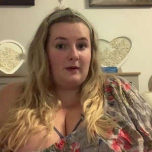Video by rosiebigboobs published on May 2,2023 18:28:00 - BestThots