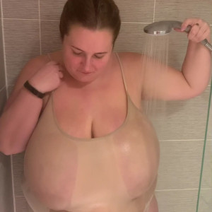 Video by rosiebigboobs published on March 10,2023 00:21:00 - BestThots