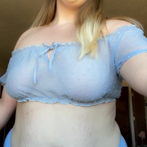 Video by peachylilslut published on April 23,2023 01:28:00 - BestThots