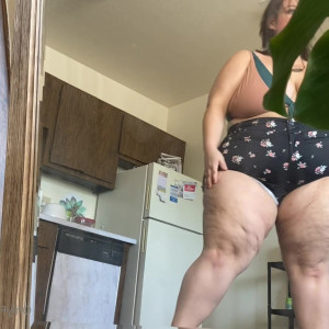 Video by godbrittlovebliss published on May 4,2023 18:13:00 - BestThots