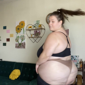 Video by godbrittlovebliss published on March 13,2023 05:03:00 - BestThots