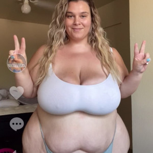 Video by godbrittlovebliss published on April 4,2023 04:08:00 - BestThots