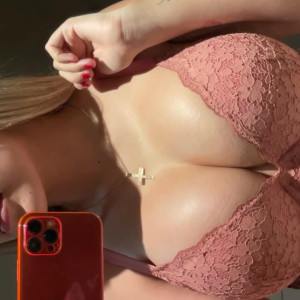 vivianelomelin #5527972