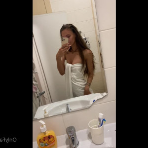 Video by karamelka_kat published on June 10,2023 05:51:00 - BestThots