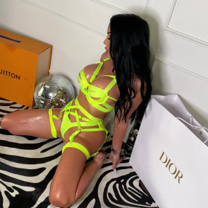 Video by italiastarr published on August 26,2023 16:27:08 - BestThots