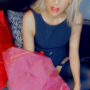 Video by lourdesnoir-xxx published on June 11,2023 06:46:00 - BestThots