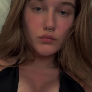 mycourtneyfrost #3639963